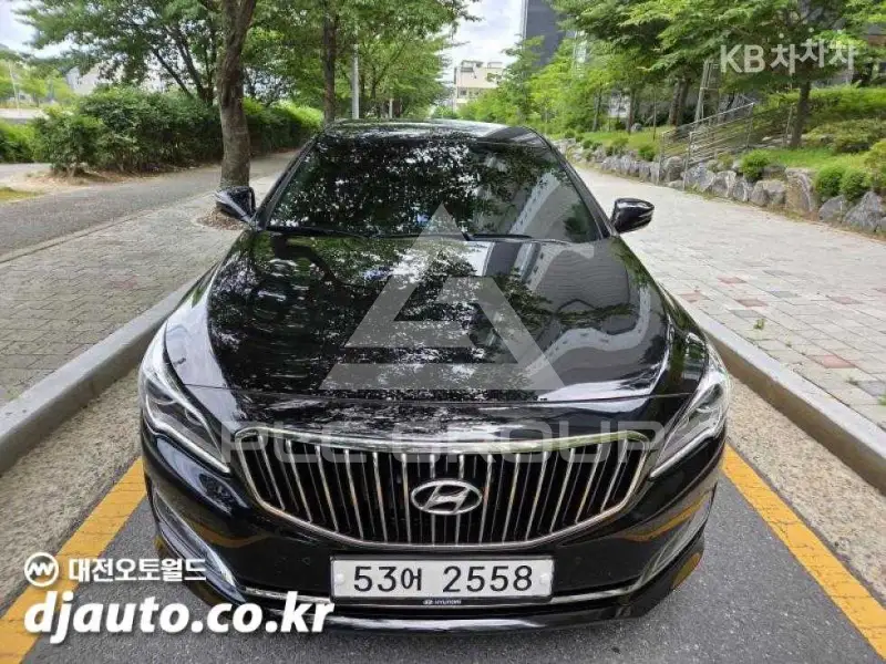 2015 Hyundai Aslan