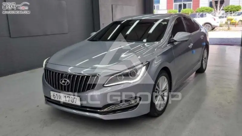 2015 Hyundai Aslan