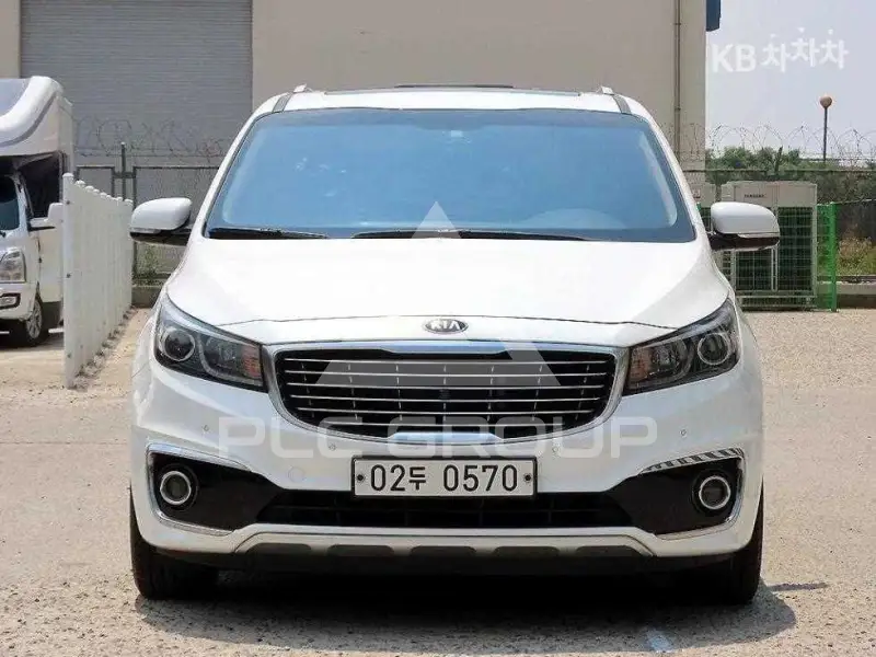 2015 KIA Carnival