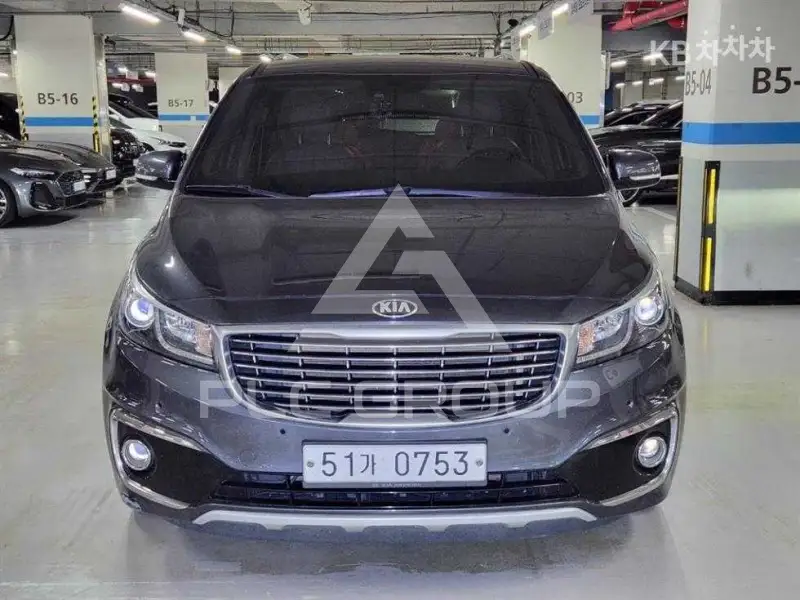 2015 KIA Carnival