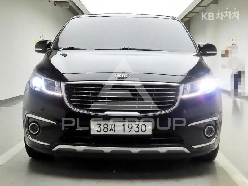 2015 KIA Carnival