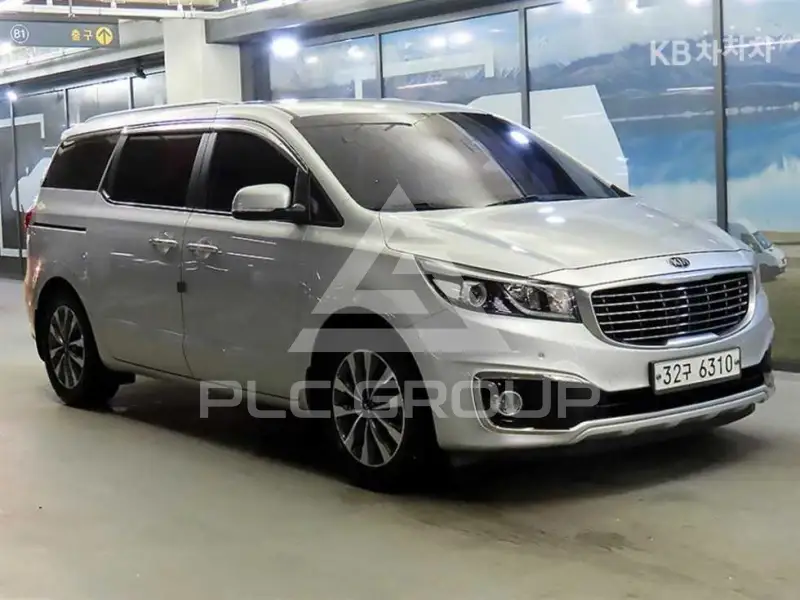 2015 KIA Carnival