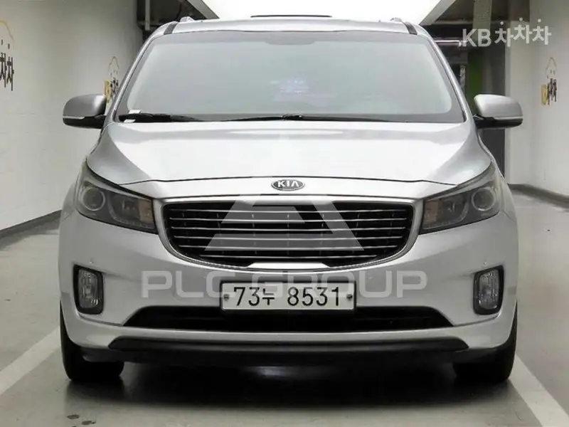 2015 KIA Carnival
