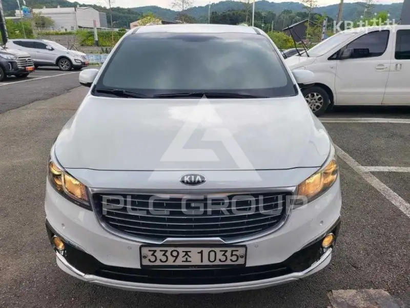 2015 KIA Carnival
