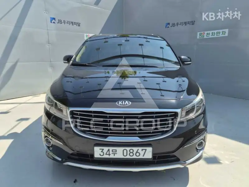 2015 KIA Carnival