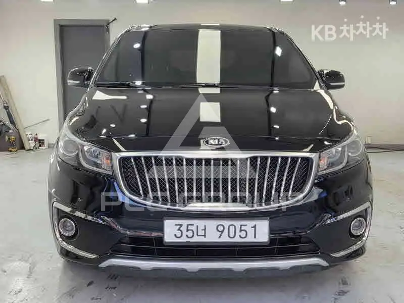 2015 KIA Carnival