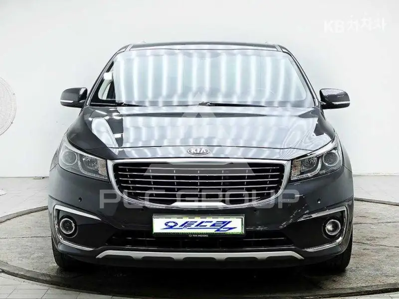2015 KIA Carnival