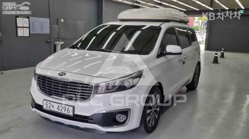 2015 KIA Carnival