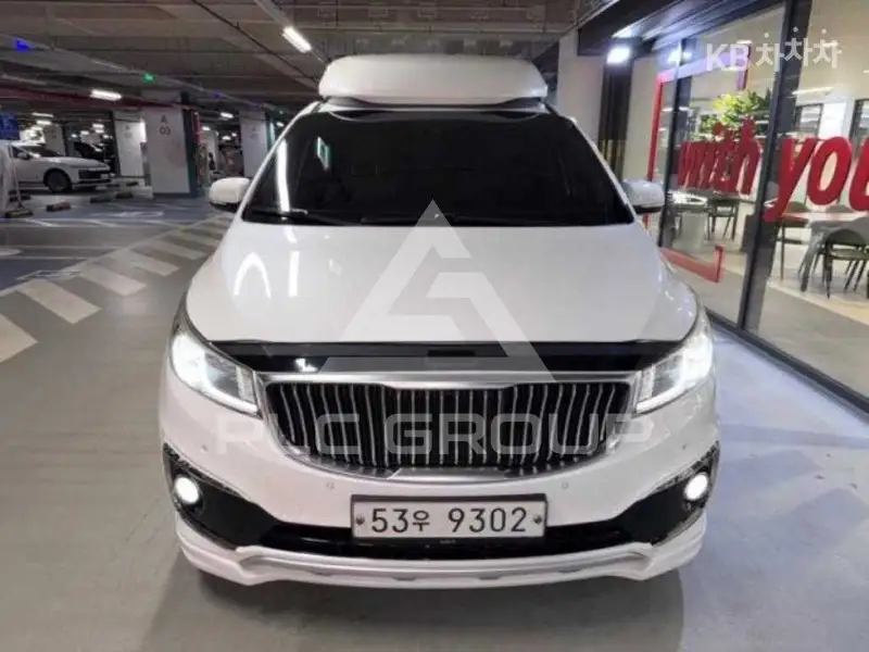 2015 KIA Carnival