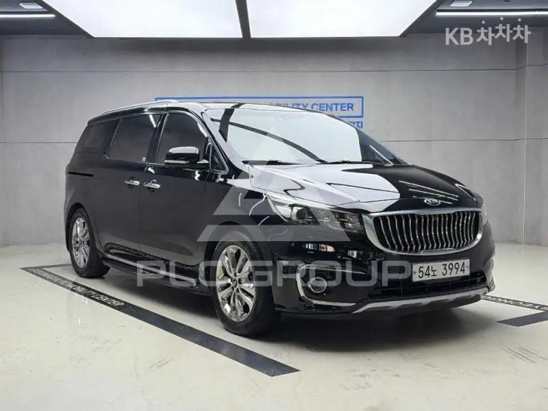 2015 KIA Carnival