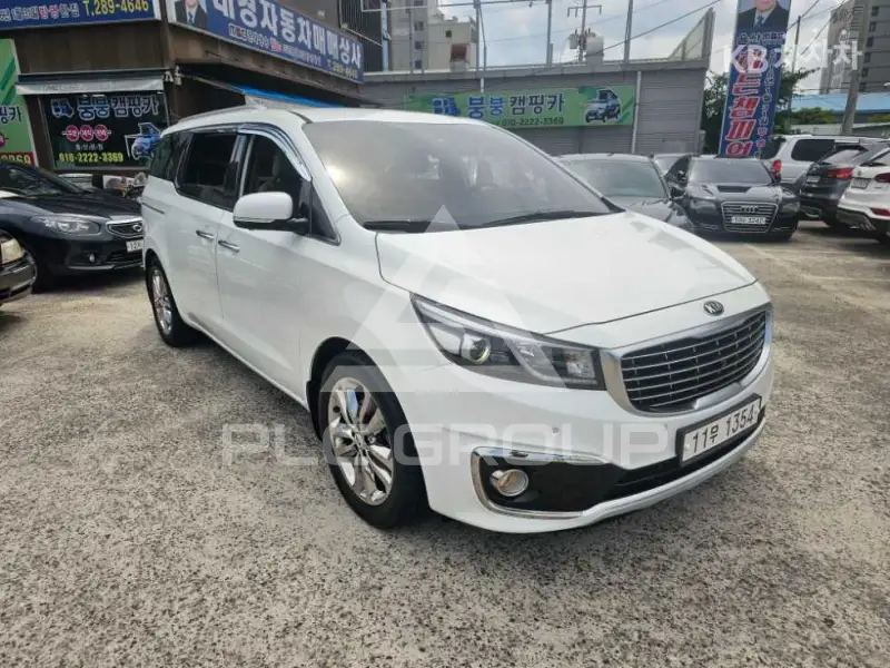 2015 KIA Carnival