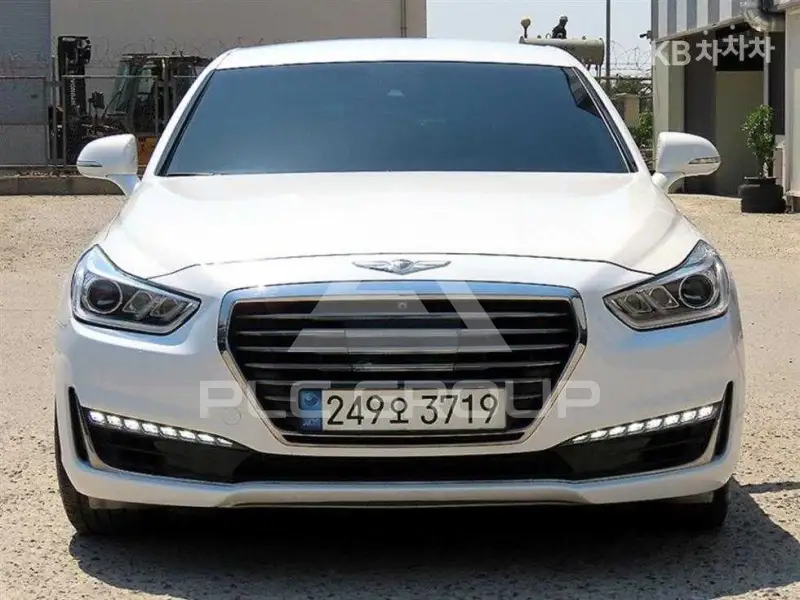 2015 Genesis G90