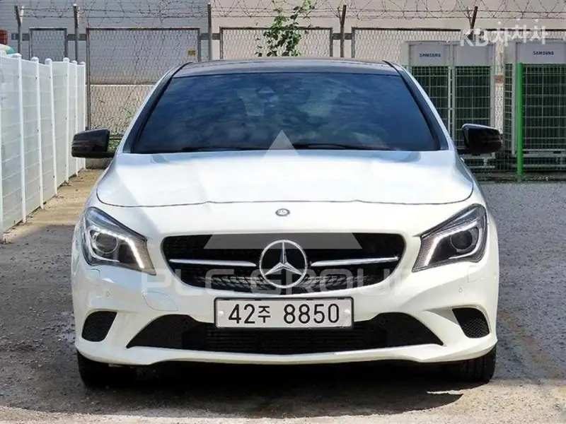 2015 Mercedes Benz CLA-Class