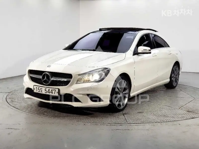 2015 Mercedes Benz CLA-Class