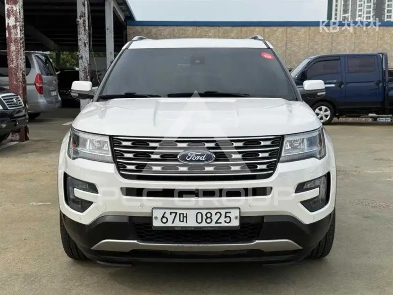 2015 Ford Explorer