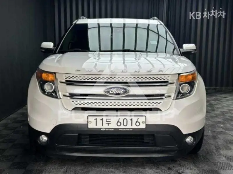 2015 Ford Explorer