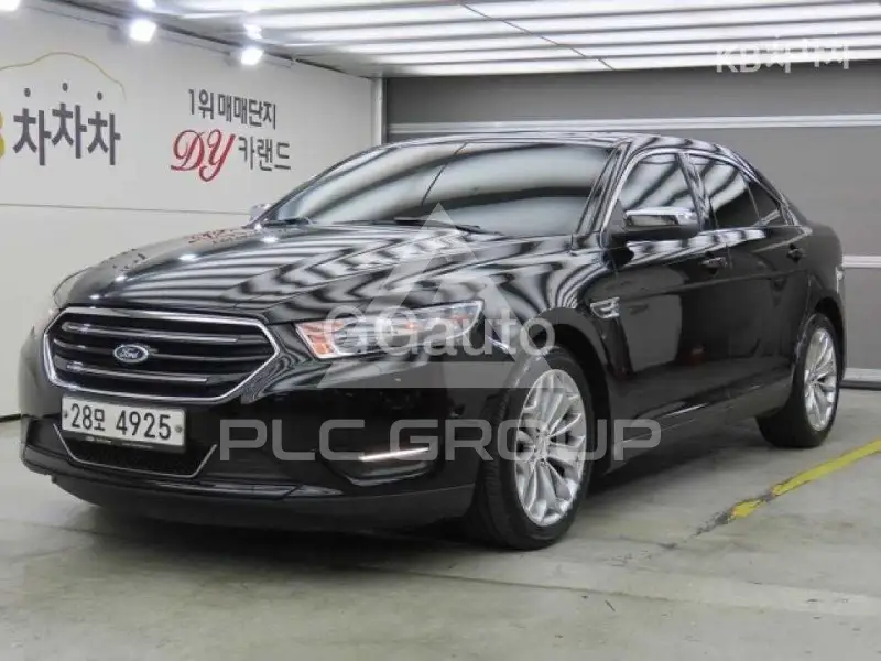 2015 Ford Taurus