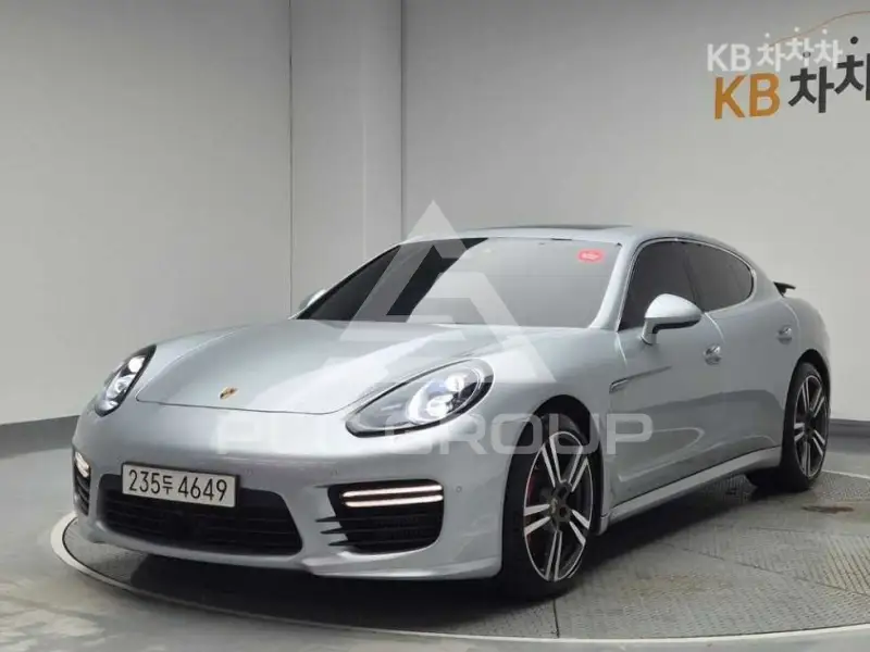 2015 Porsche Panamera