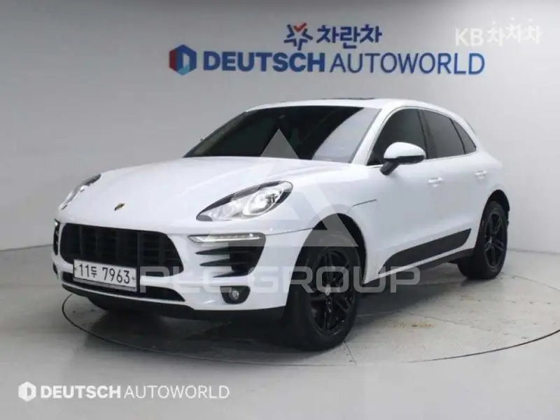 2015 Porsche Macan