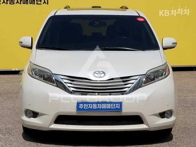 2015 Toyota Sienna