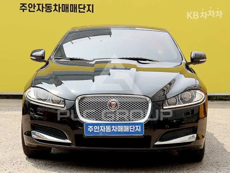 2015 Jaguar XF