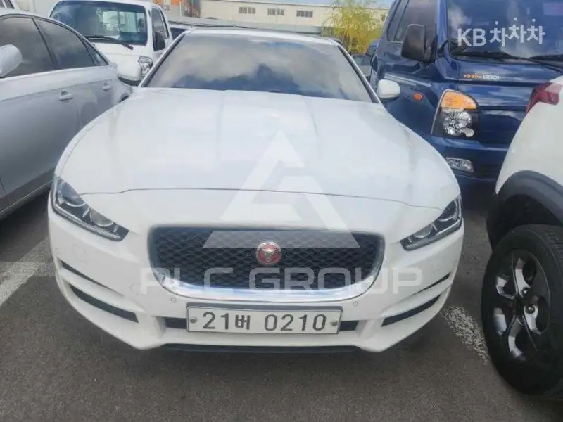 2015 Jaguar XE