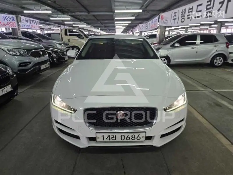 2015 Jaguar XE