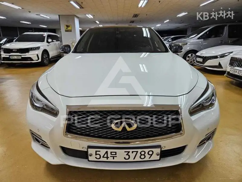 2015 Infinity Q