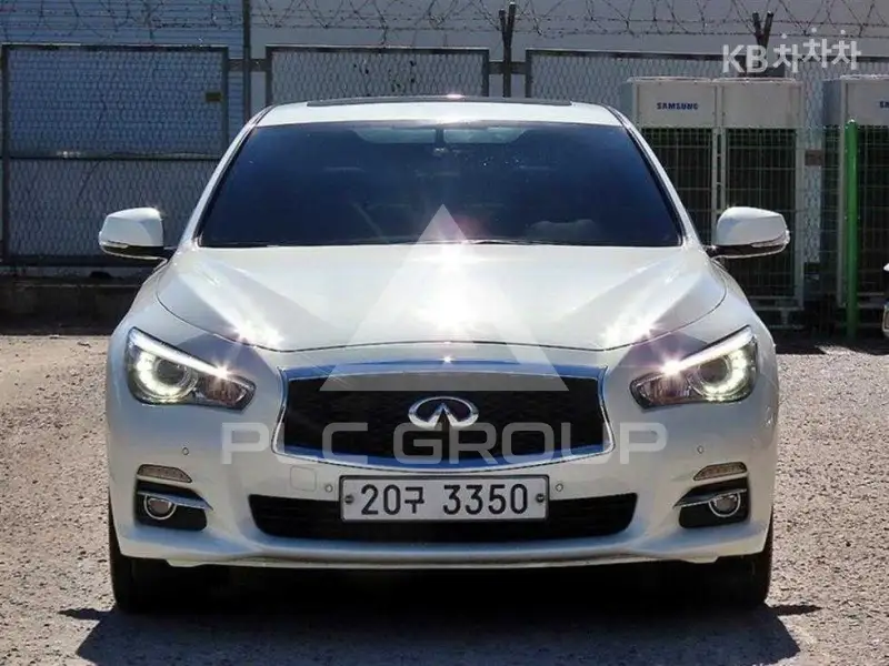 2015 Infinity Q
