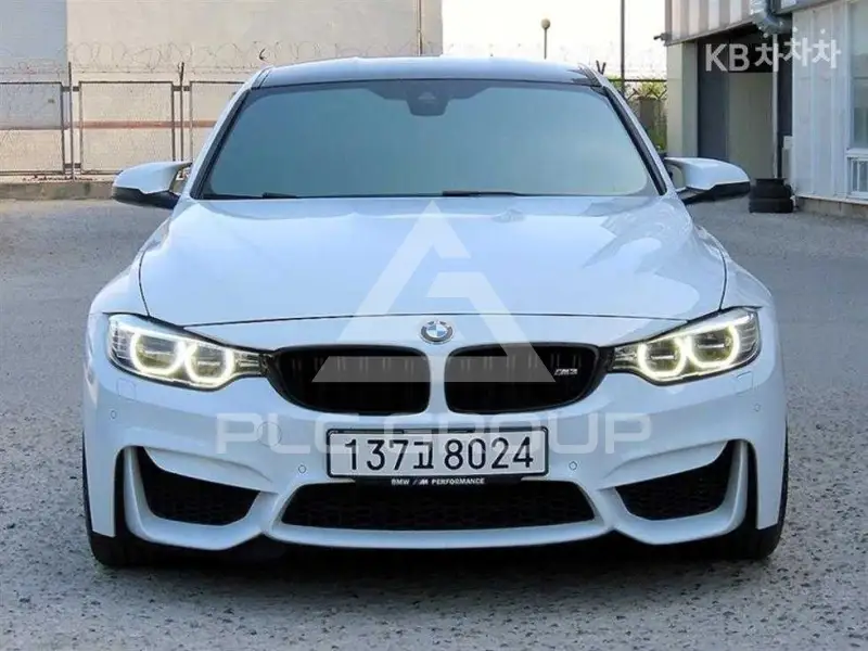 2016 BMW M1