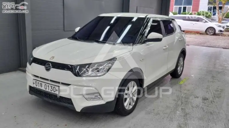 2016 KG Mobility Tivoli