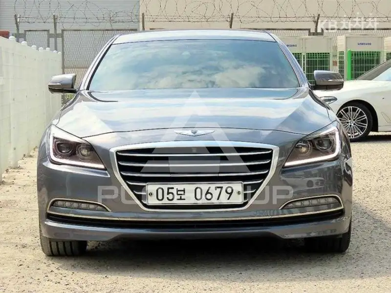 2016 Hyundai Genesis