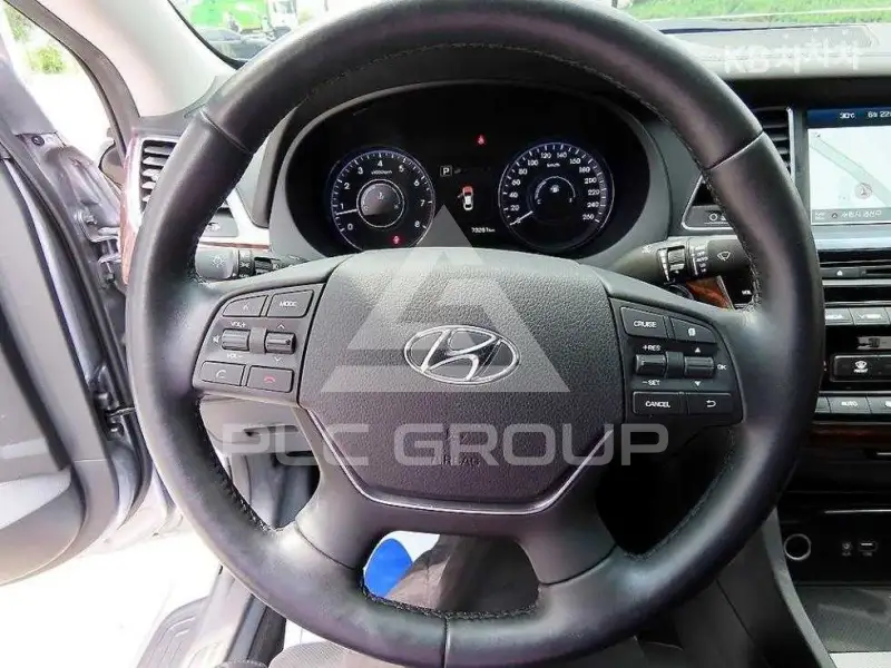 2016 Hyundai Aslan