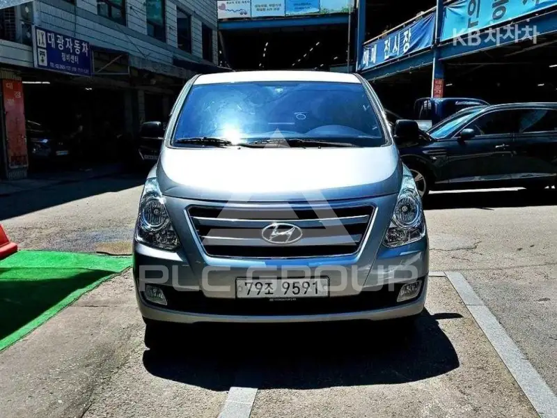 2016 Hyundai Starex