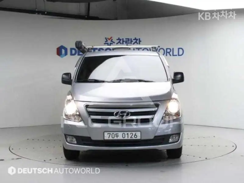 2016 Hyundai Starex