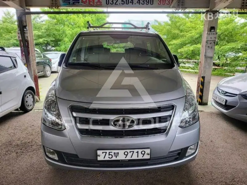 2016 Hyundai Starex