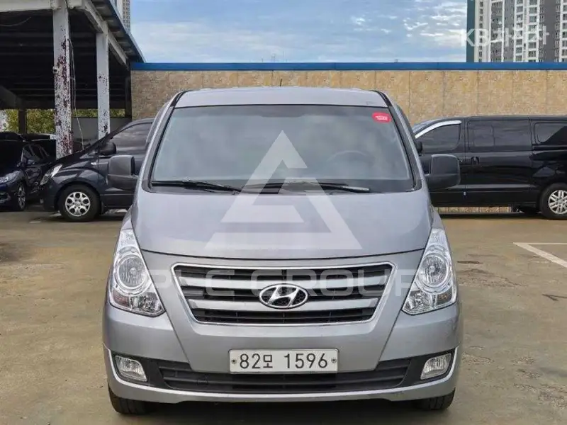 2016 Hyundai Starex