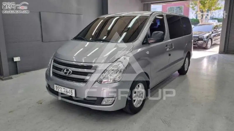 2016 Hyundai Starex