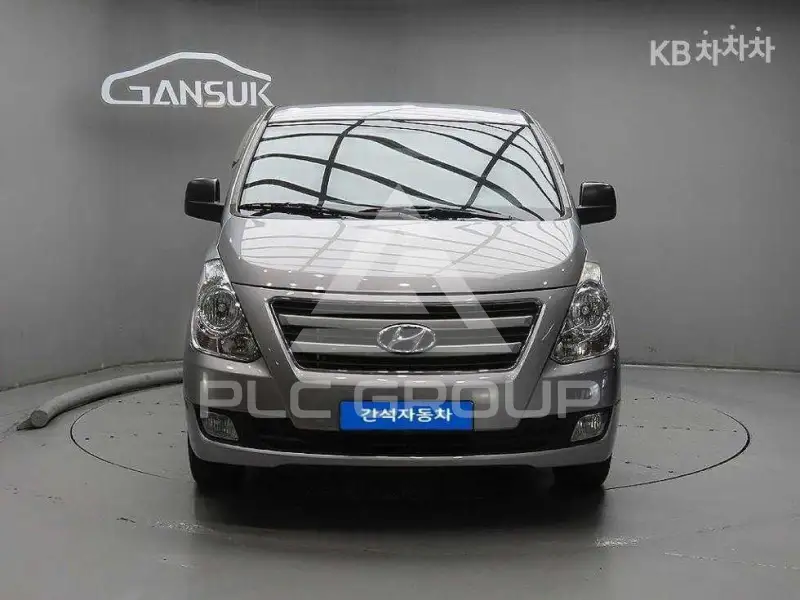 2016 Hyundai Starex