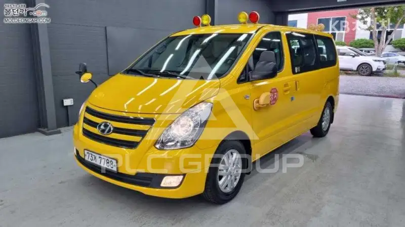 2016 Hyundai Starex