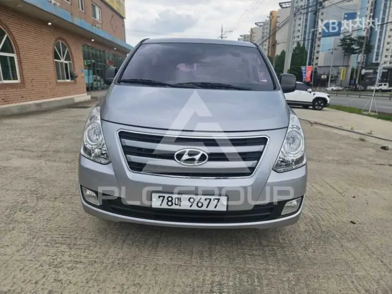 2016 Hyundai Starex