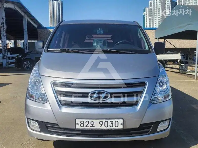 2016 Hyundai Starex