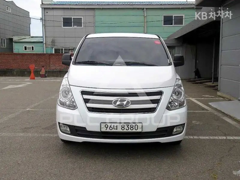 2016 Hyundai Starex