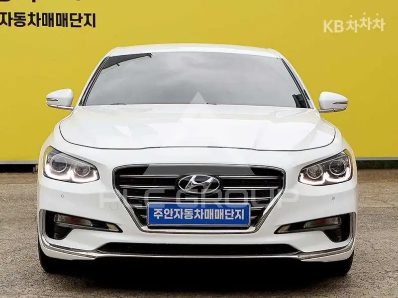 2016 Hyundai Grandeur