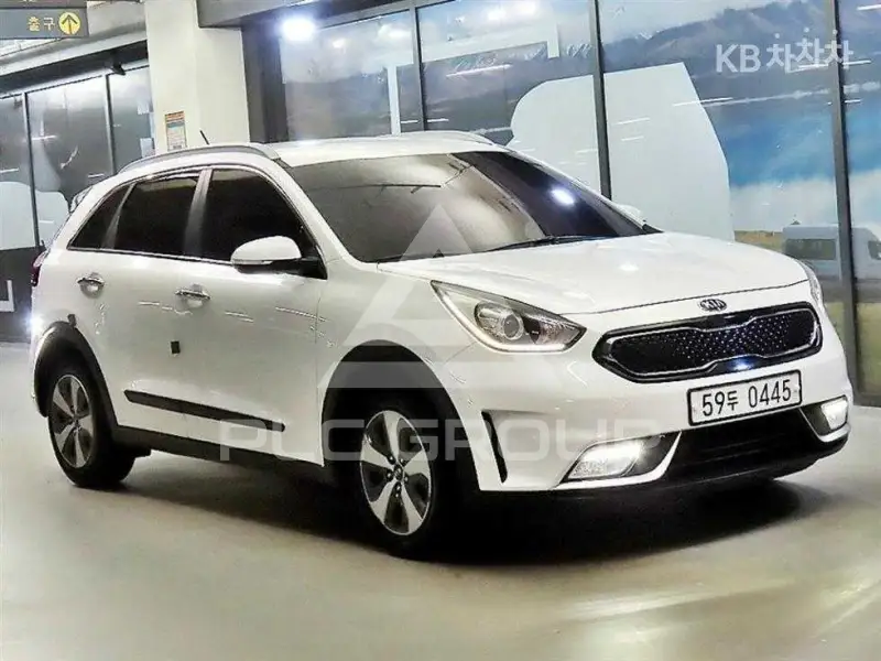 2016 KIA Niro