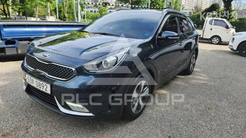 2016 KIA Niro
