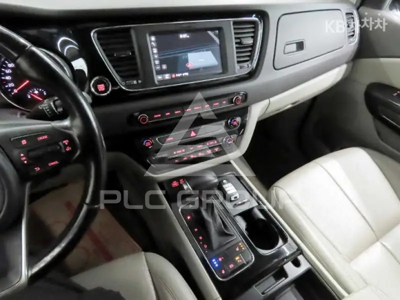 2016 KIA Carnival