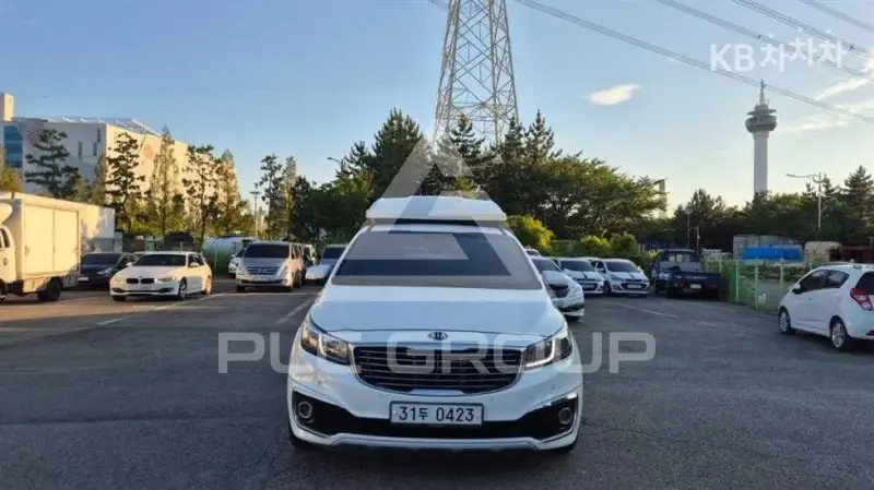 2016 KIA Carnival