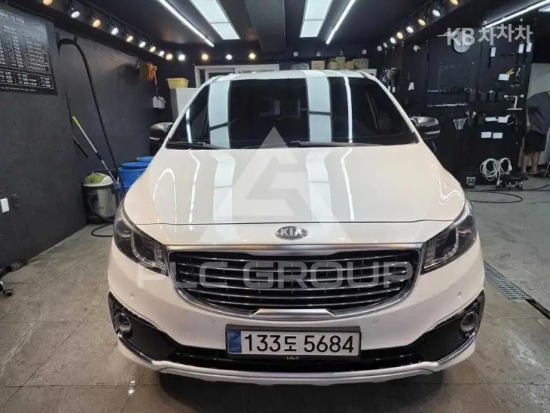 2016 KIA Carnival