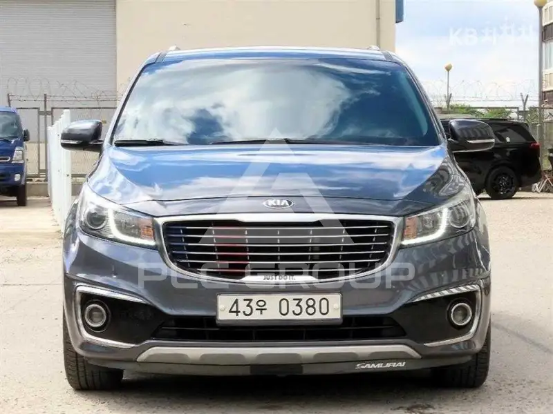 2016 KIA Carnival
